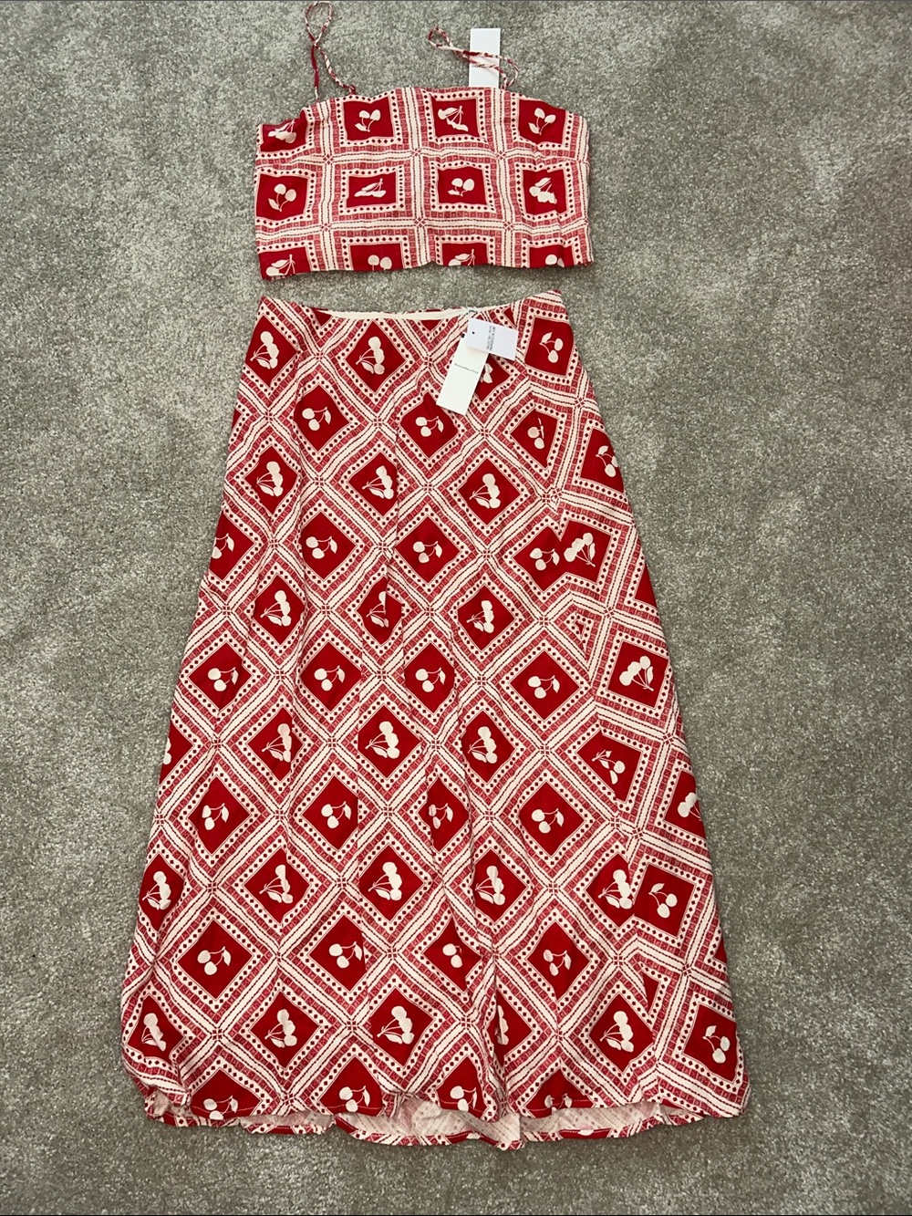 Abercrombie & Fitch Red and White Maxi Skirt